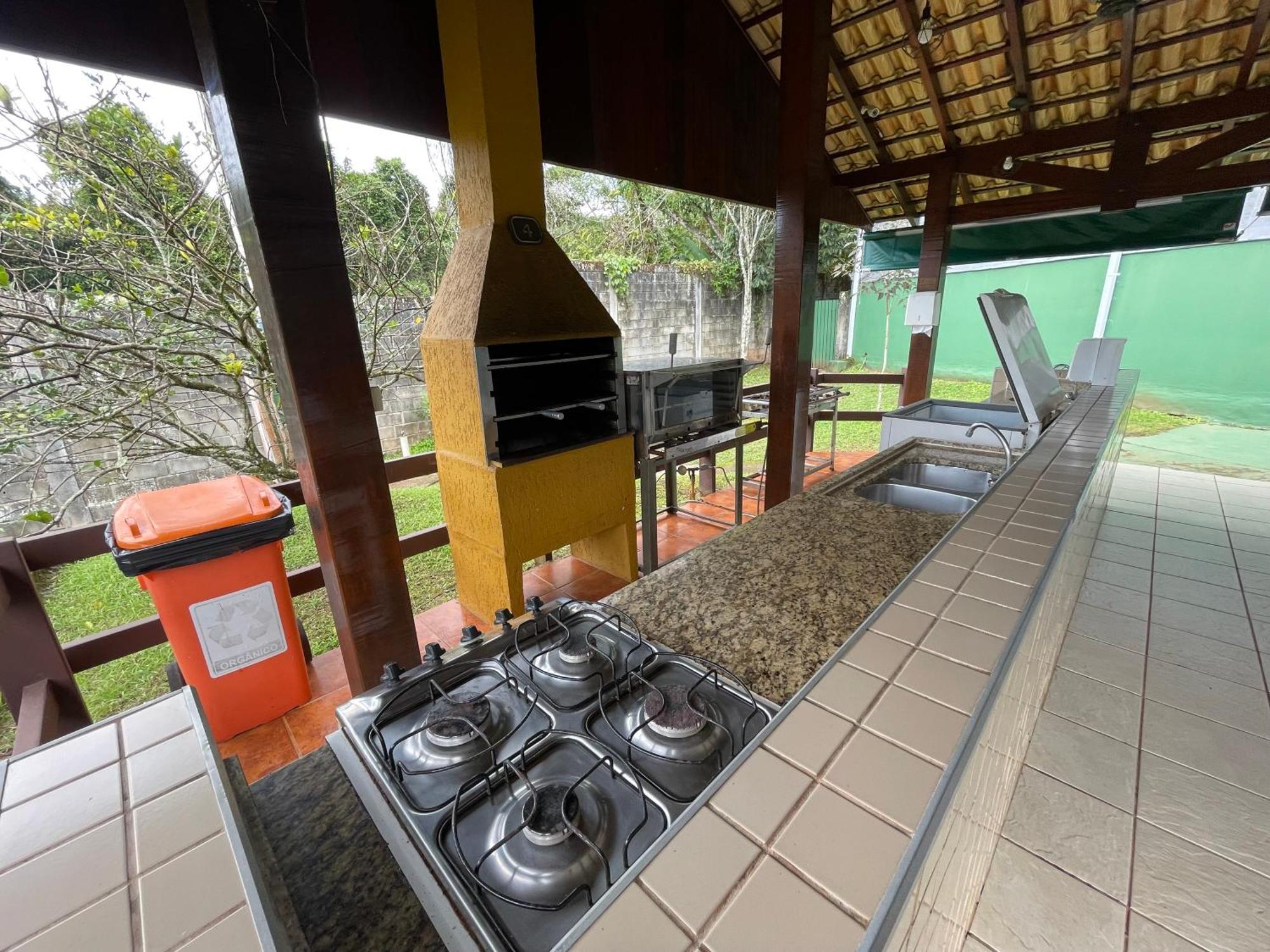Condominio Wembley Tenis Praia Das Toninhas J406 Ubatuba Exterior photo